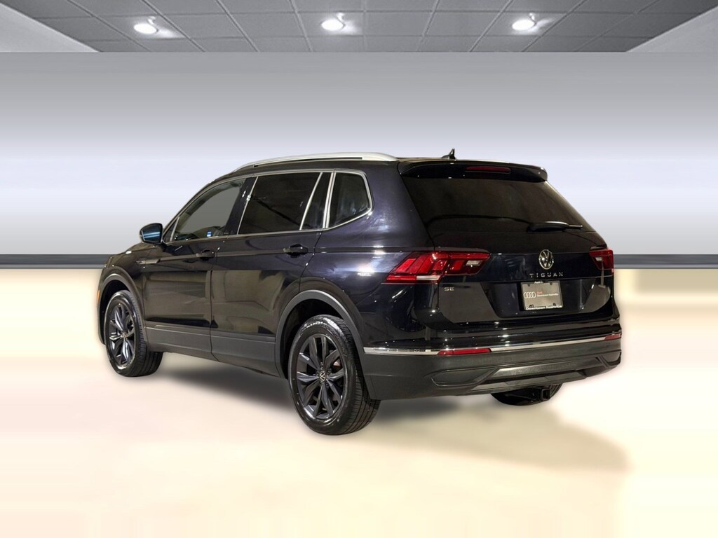 Used 2023 Volkswagen Tiguan SE 2.0T SE FWD