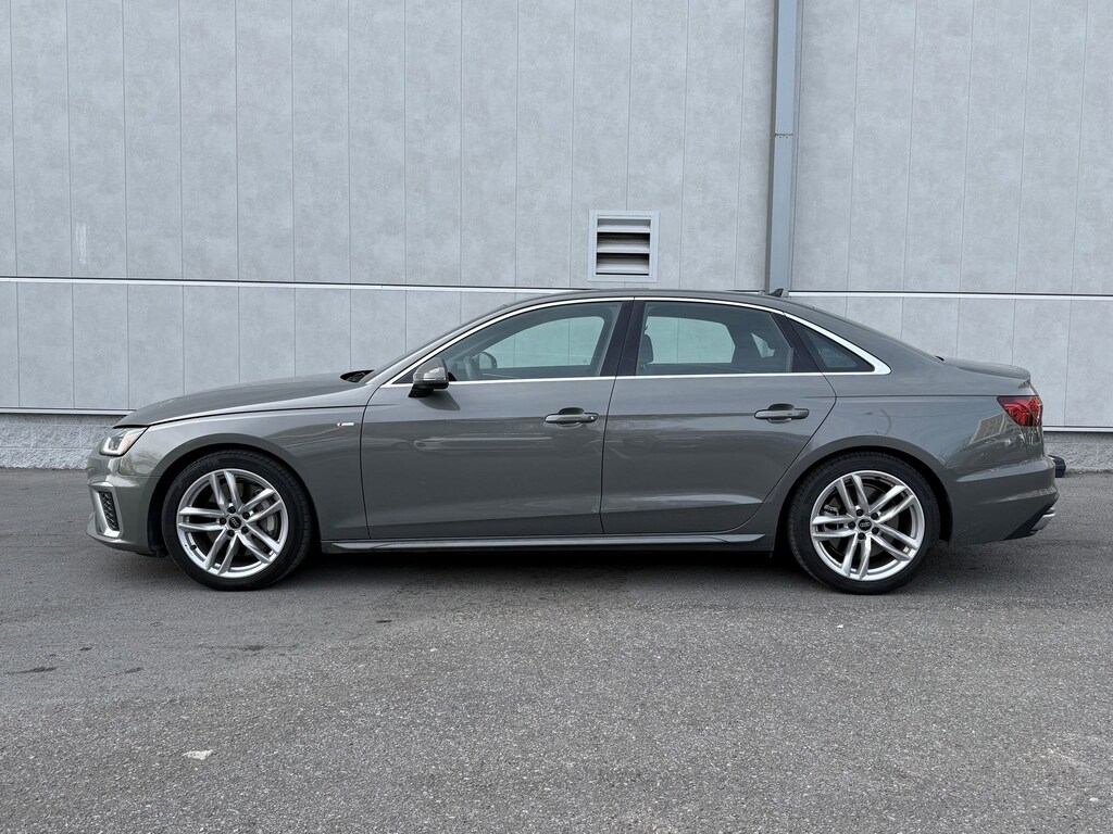 2024 Audi A4 S line Premium Plus photo 2