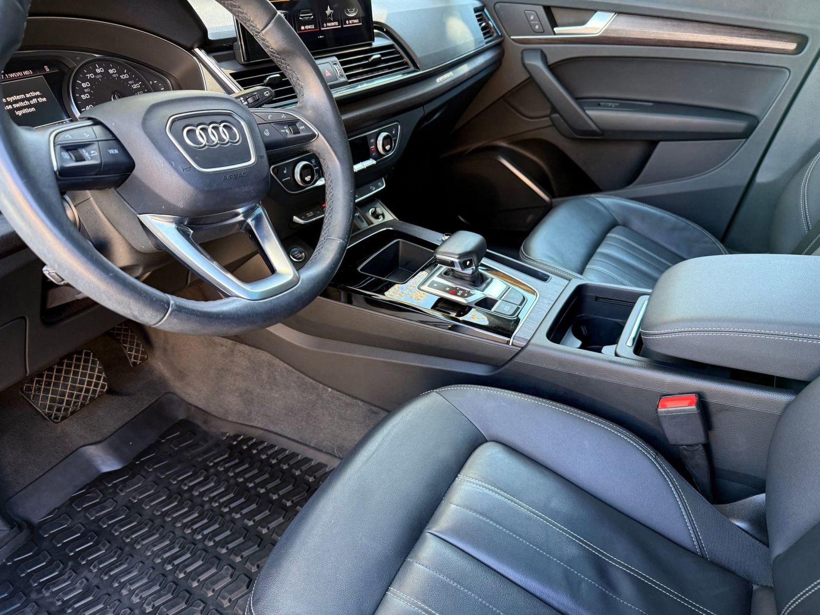 2022 Audi Q5 S line Premium 45 TFSI photo 4