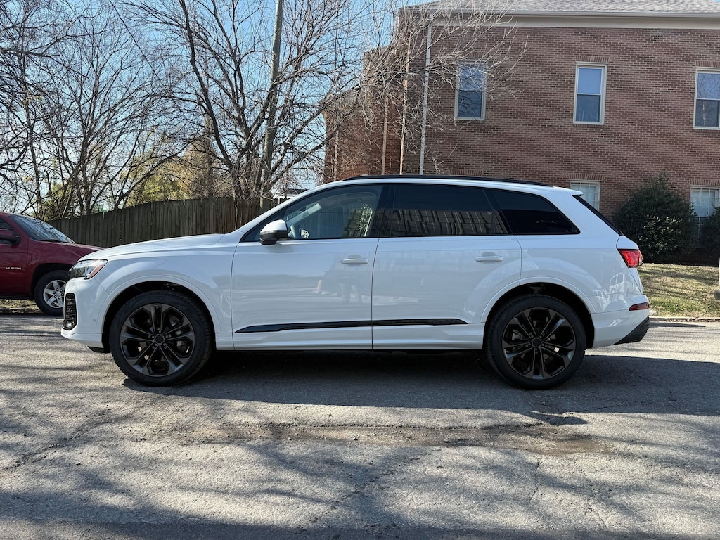 New 2026 Audi Q7 55 Premium SUV