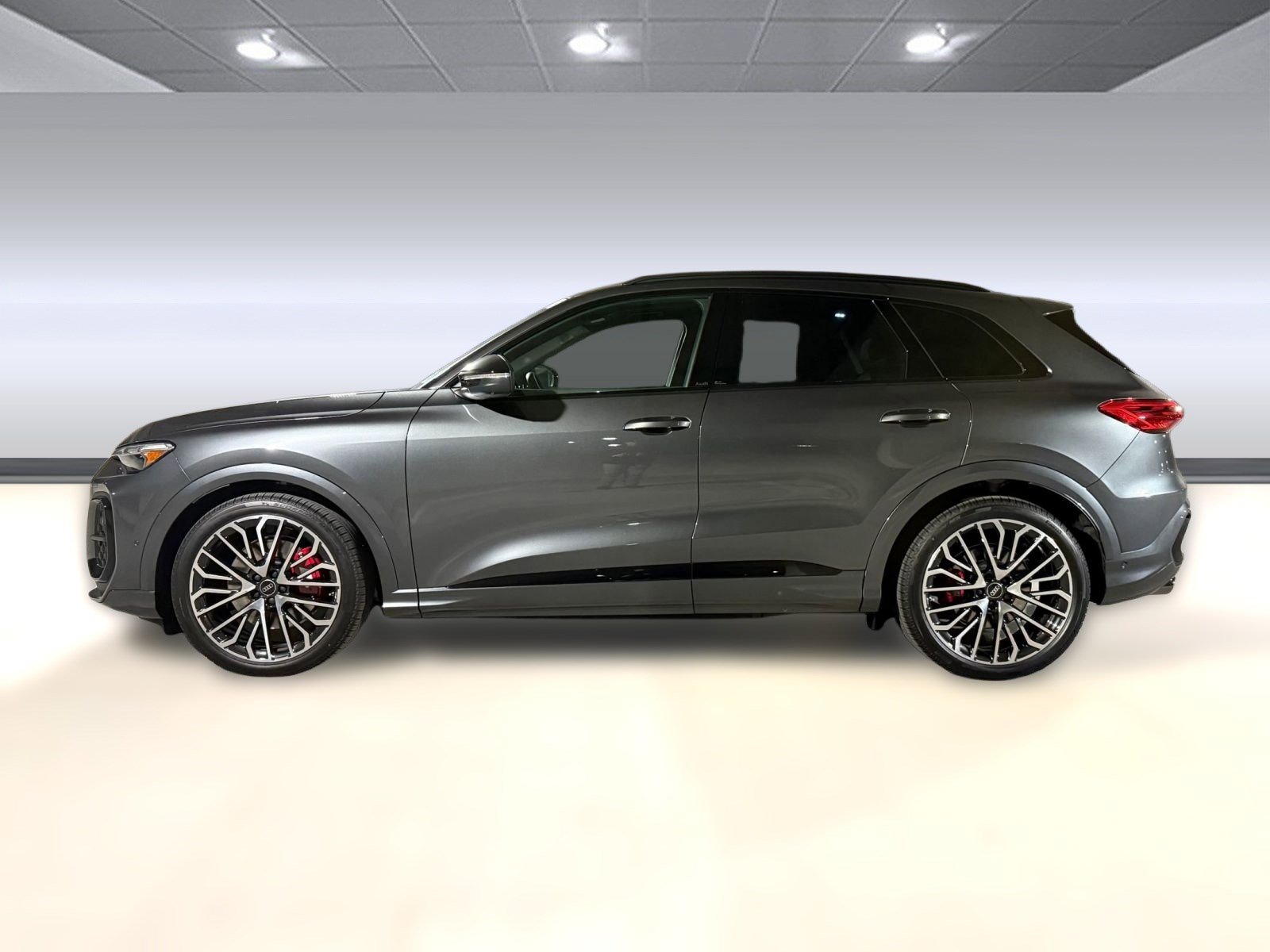 2025 Audi SQ5 Premium Plus photo 2