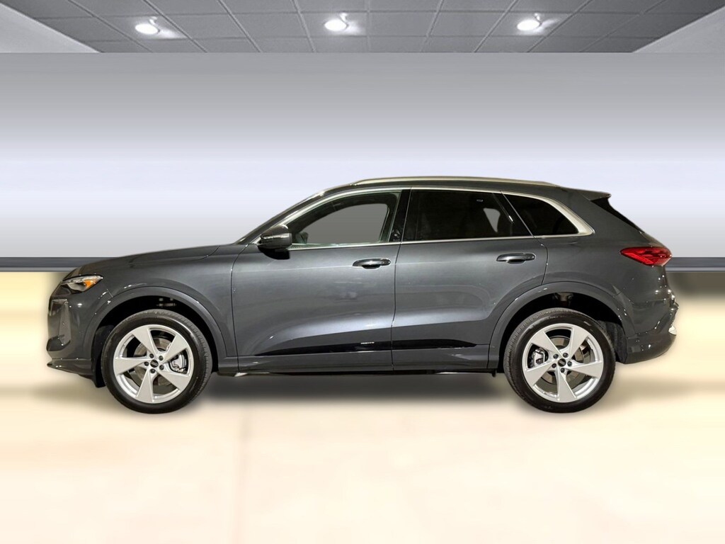 New 2026 Audi Q5 Premium Plus SUV