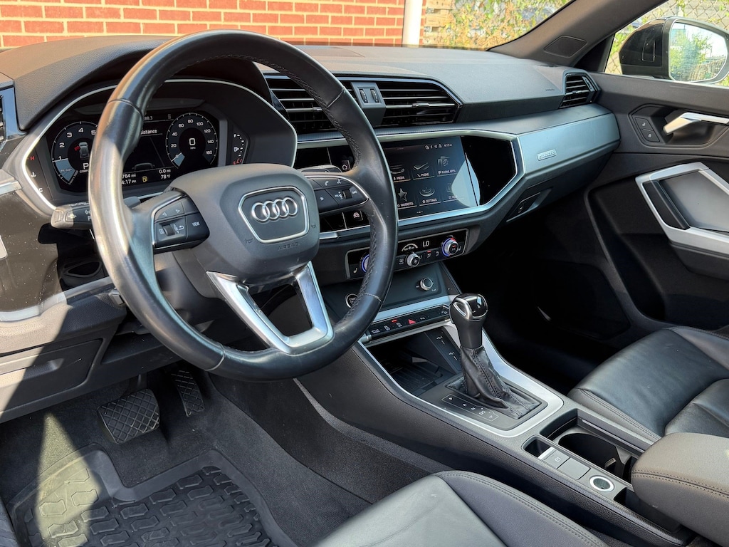 Used 2024 Audi Q3 S line Premium S line Premium 45 TFSI quattro