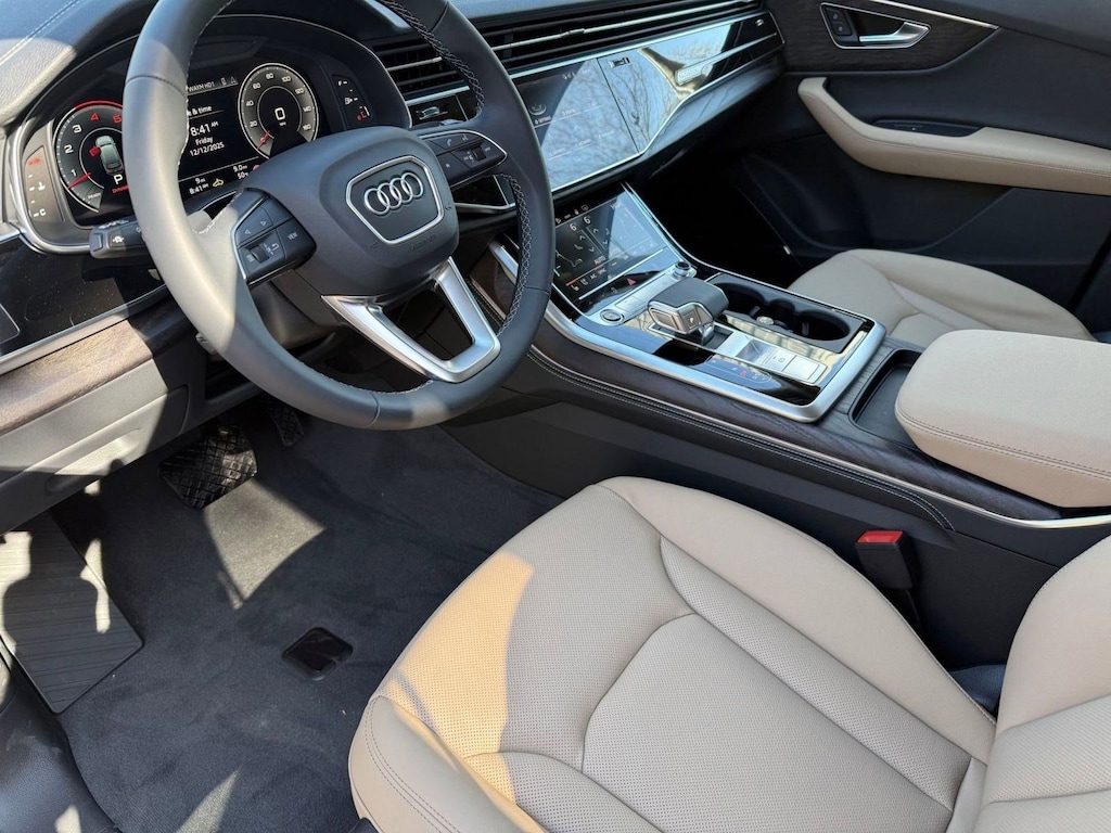 New 2026 Audi Q7 55 Premium SUV