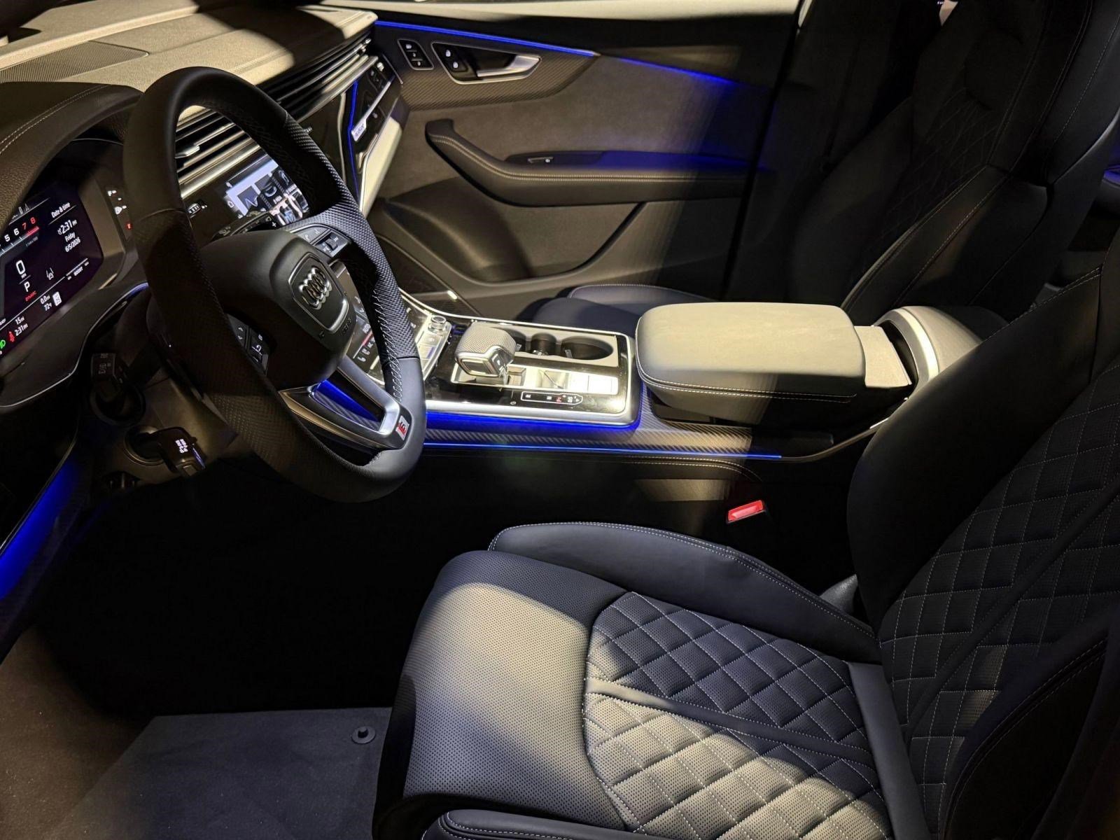 SQ8 Prestige SUV
