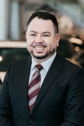 Staff member Fernando Arango from 9033ed254b8b