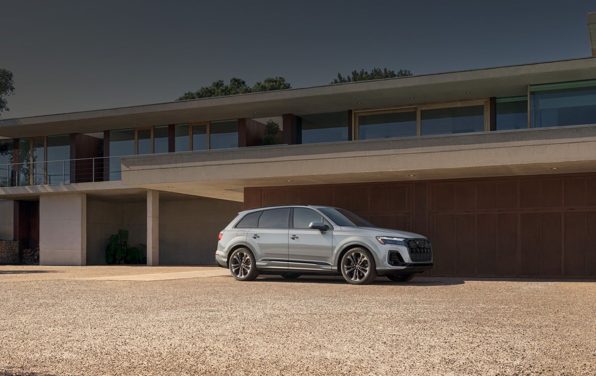 2025%20Audi%20Q7%20Performance.jpg
