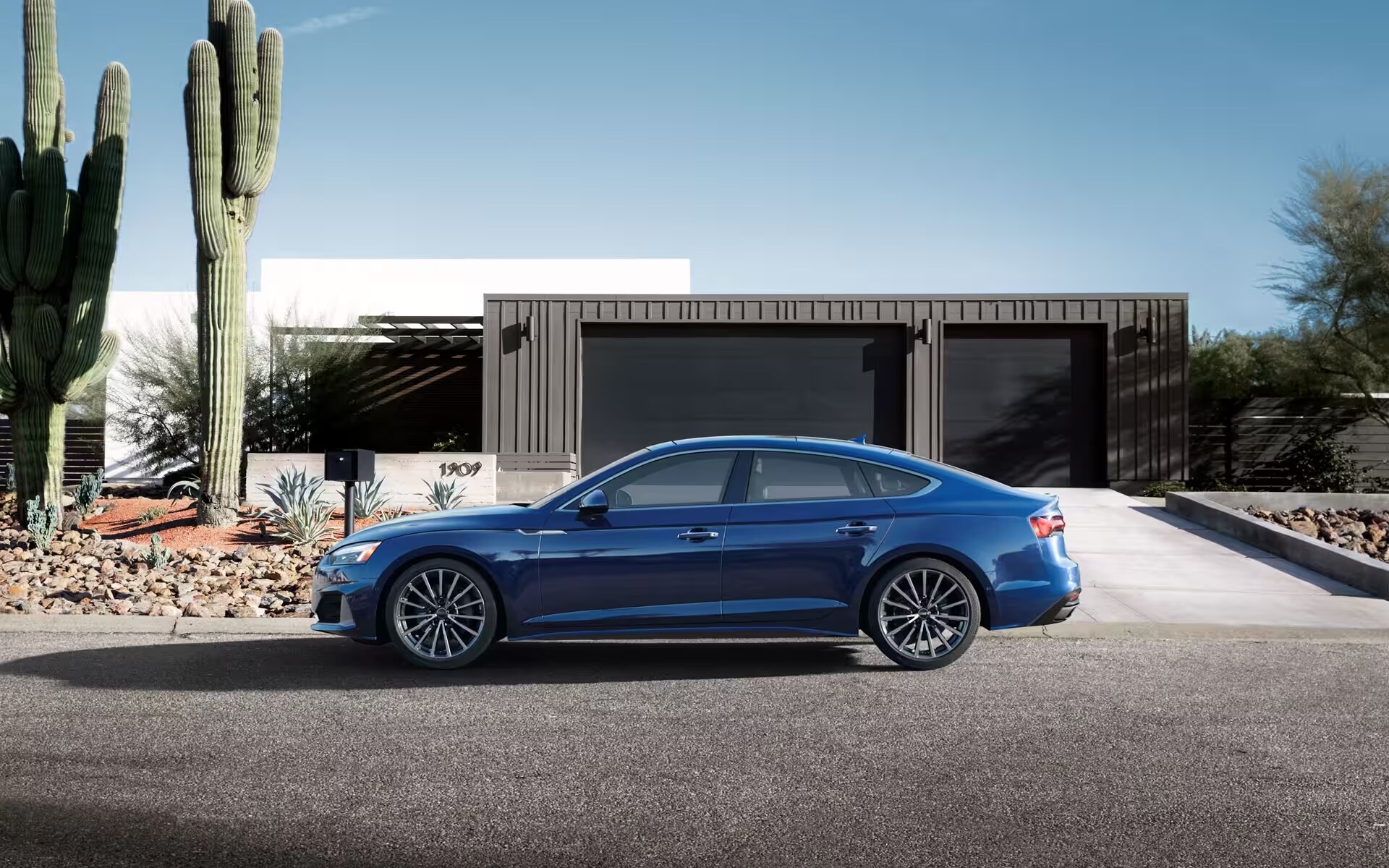 https://pictures.dealer.com/a/audidowntownvancouver/0176/43c4ca3dd08c1e71e8fe702eb6d11c61x.jpg