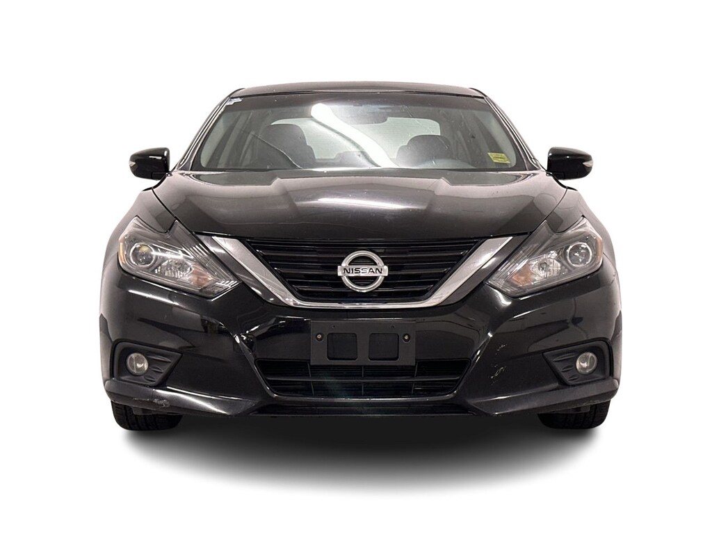 Used 2017 Nissan Sedan 3.5 SL CVT Low kms! 3.5L V6! Loaded SL Trim! Sedan