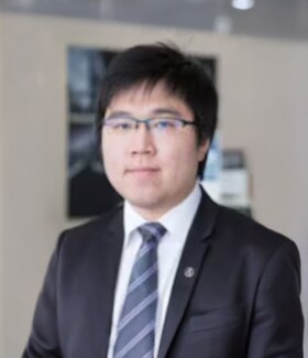 Staff member Jerry Shen from 0f5485162ef6