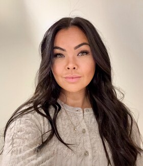 Staff member Chelsea Roxas from 75729b56fdaa