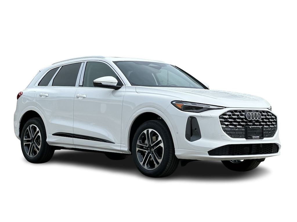 Certified 2025 Audi 2.0 Tfsi Quattro Panoramic Omonroof | Trailer Hit SUV