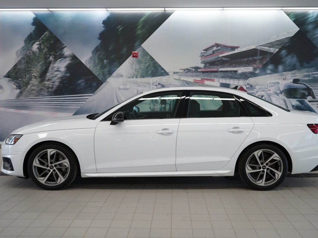 Certified 2025 Audi 2.0T Komfort + CarPlay | Black Optics Pkg Sedan