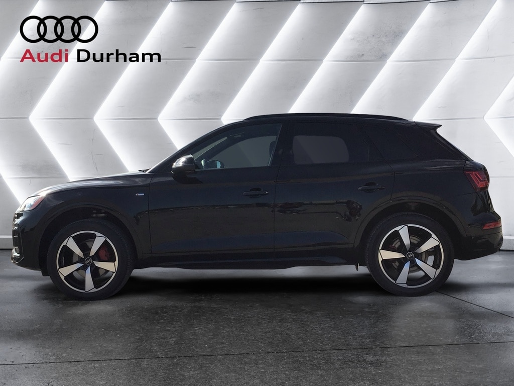 Certified 2025 Audi 2.0T Progressiv + Black Optics Pkg | Apple CarPlay SUV