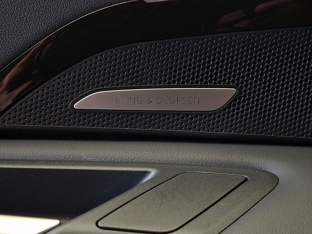 2025 Audi Q5 Premium Plus - Photo 25