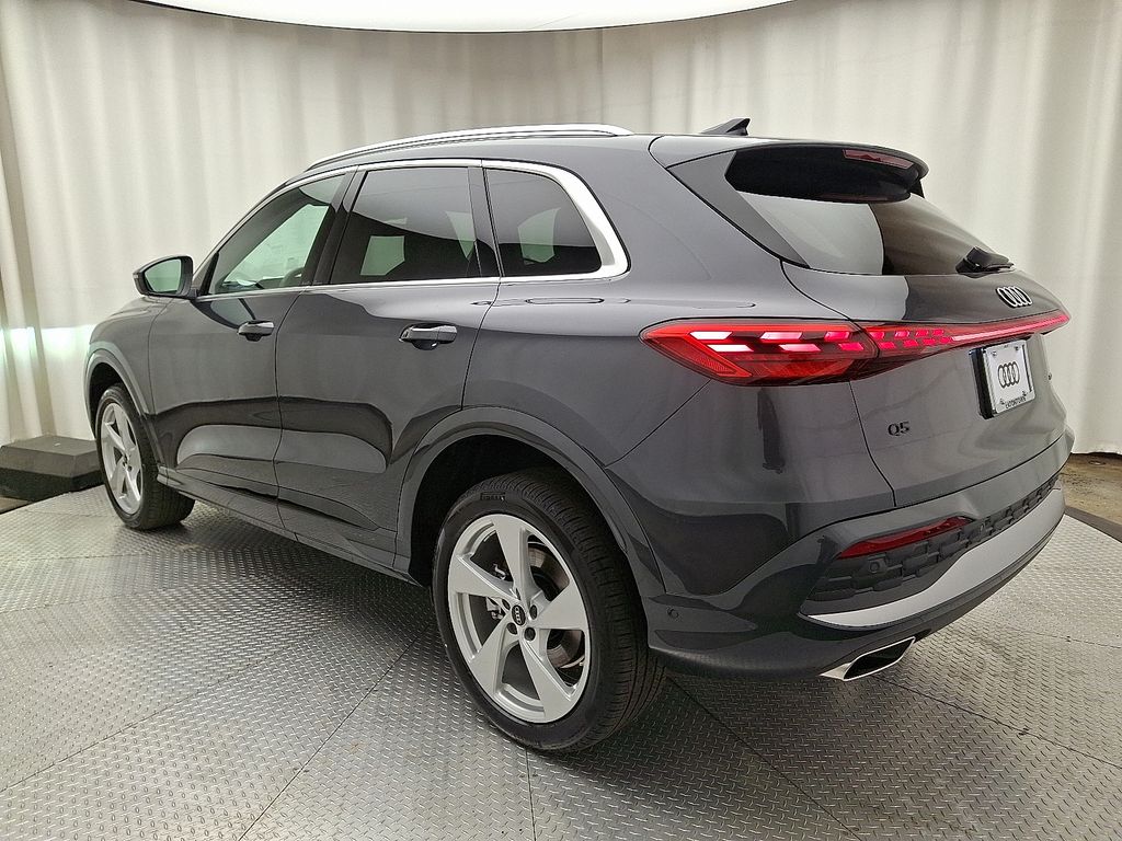 2025 Audi Q5 2.0T Premium Plus photo 4