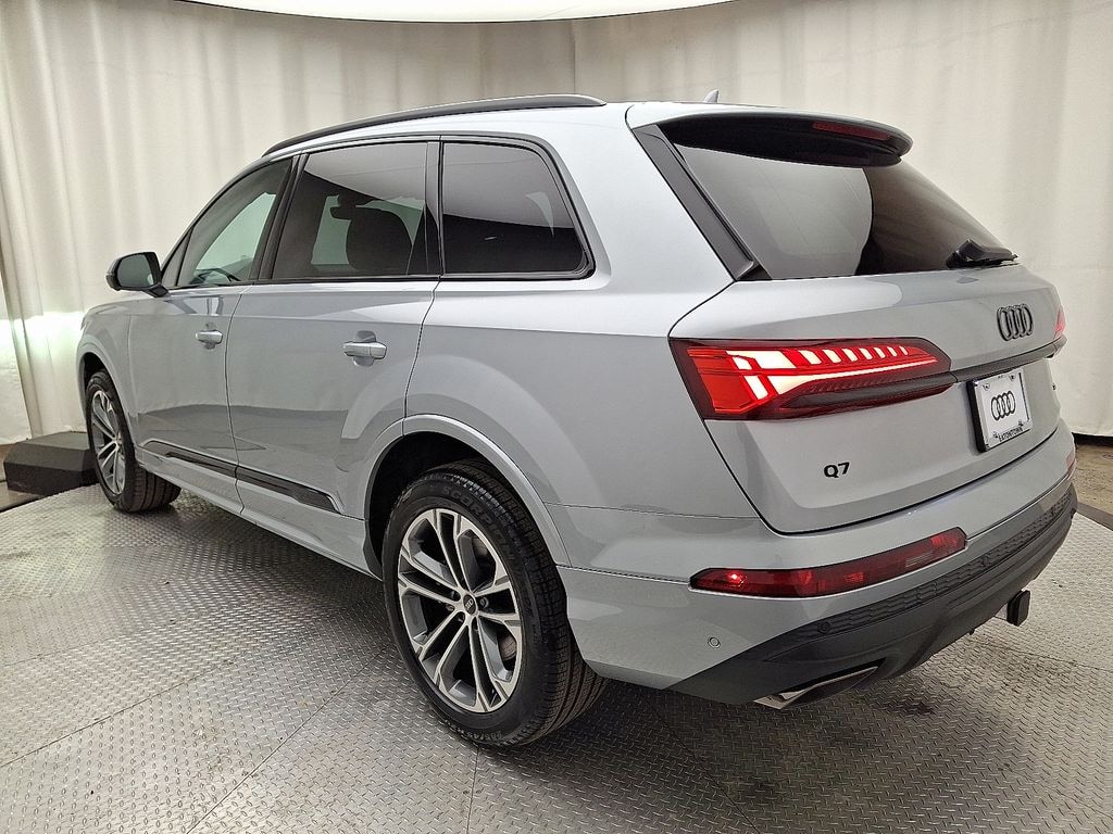 New 2026 Audi Q7 Premium SUV