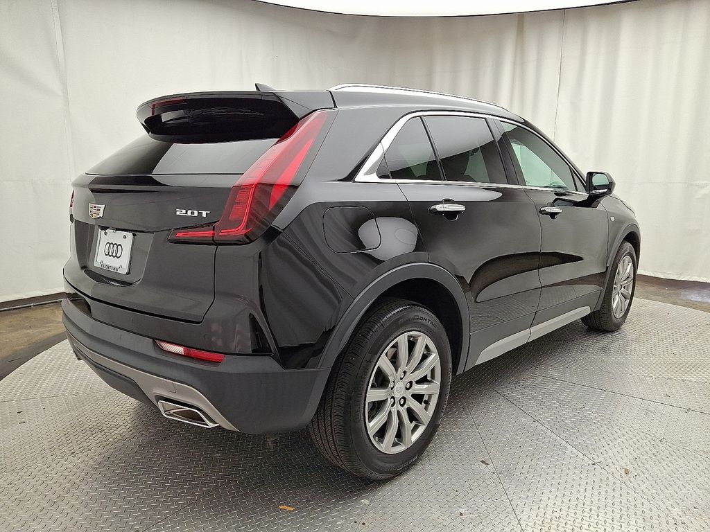 2019 Cadillac XT4 Premium Luxury photo 2