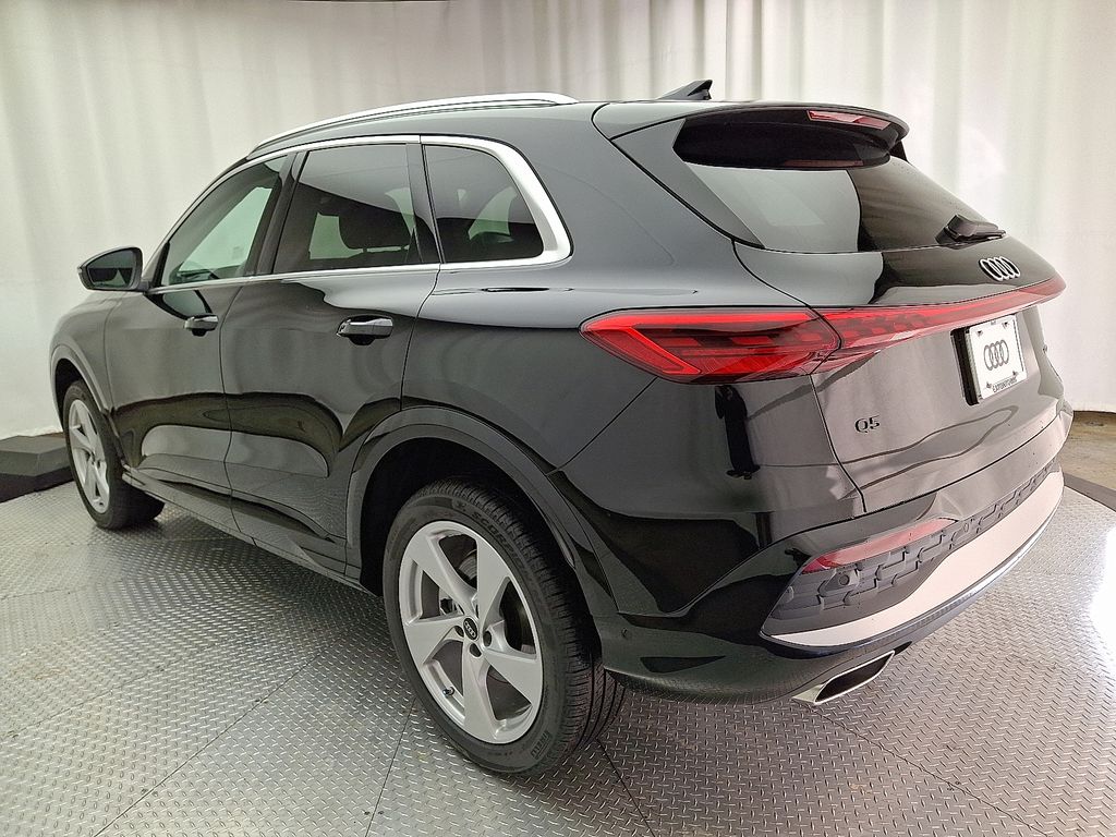 2025 Audi Q5 2.0T Premium Plus photo 2
