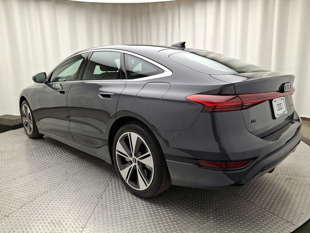 2025 Audi A6 Quattro Premium Plus photo 3