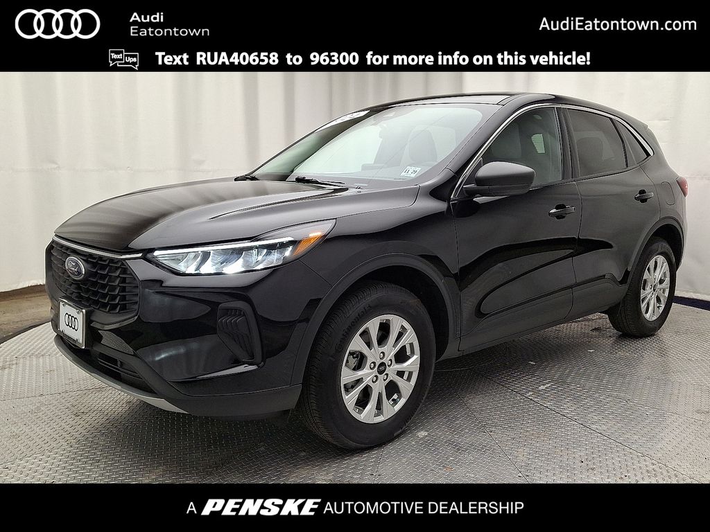 2024 Ford Escape Active's photo