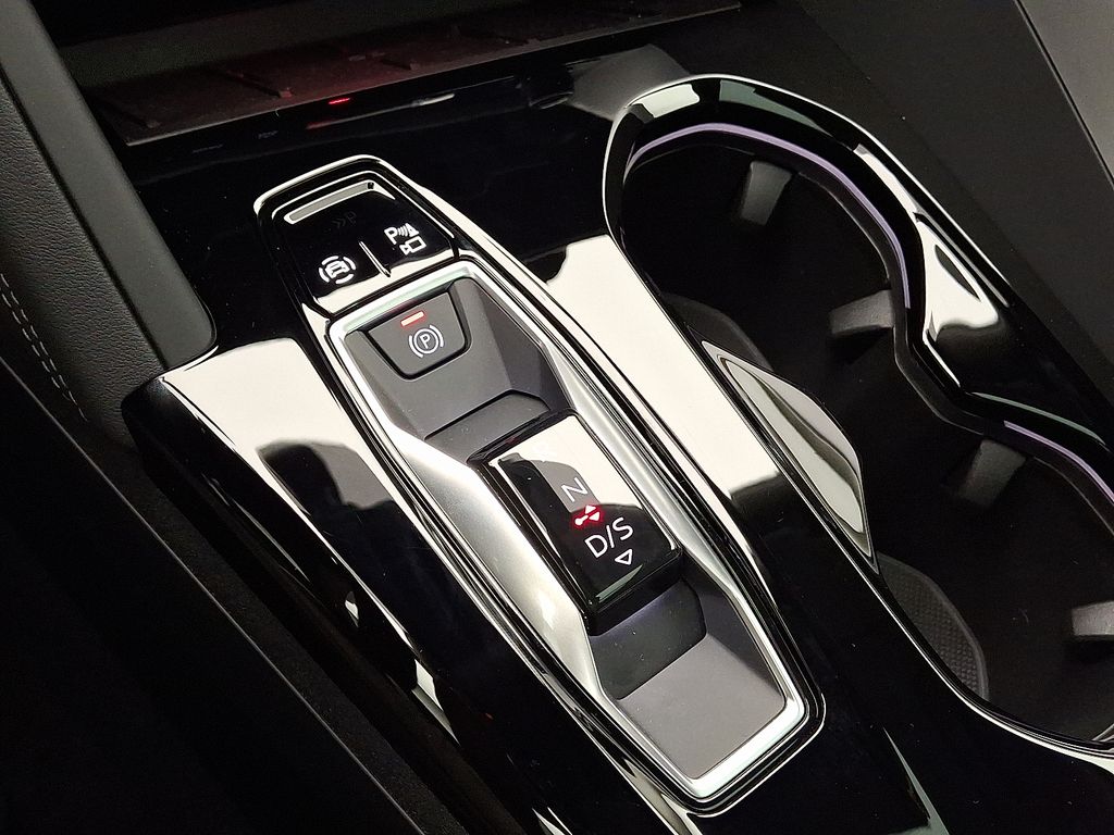2025 Audi Q5 Premium Plus - Photo 10