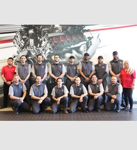 Staff member Service Staff from ID_9a5ecfc466b4