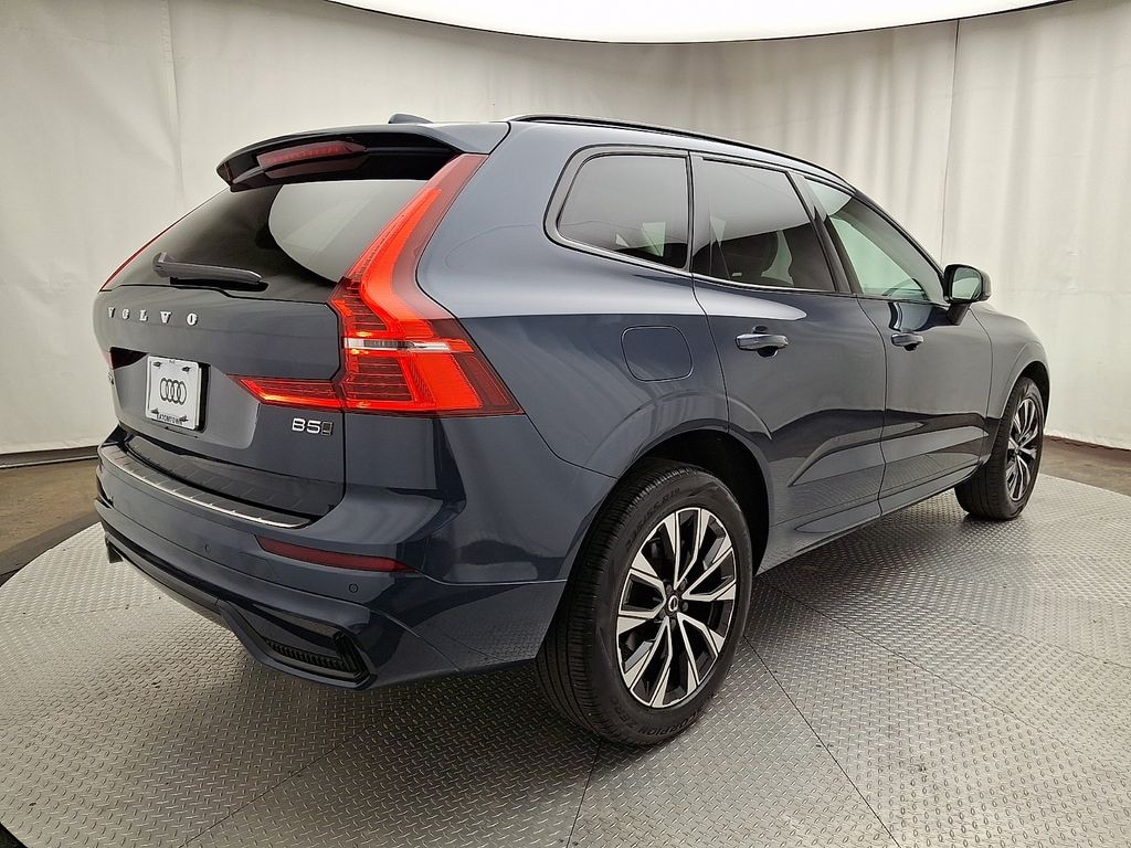 Used 2024 Volvo XC60 B5 Core Dark SUV