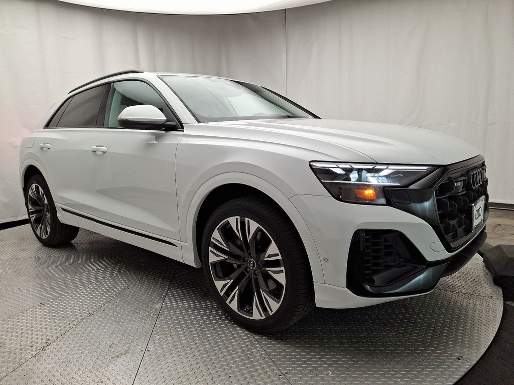 2025 Audi Q8 55 Premium photo 2