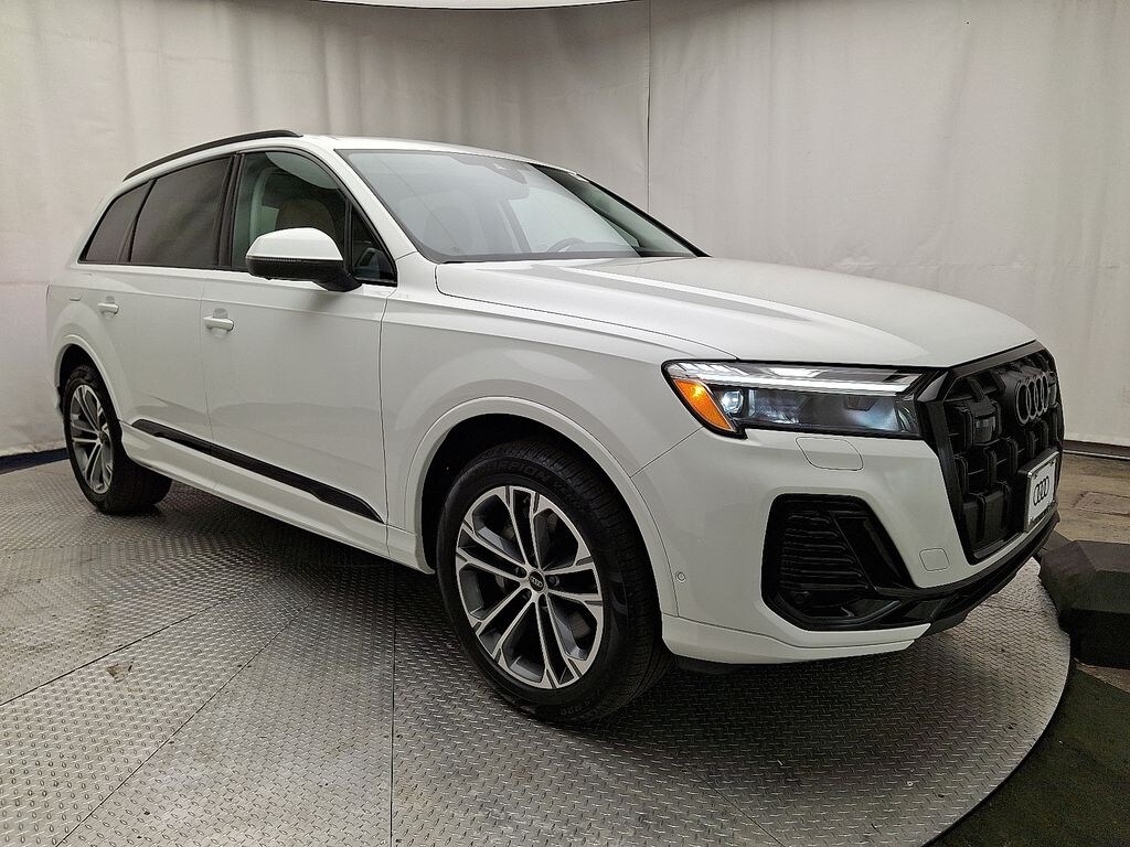 New 2026 Audi Q7 Premium SUV