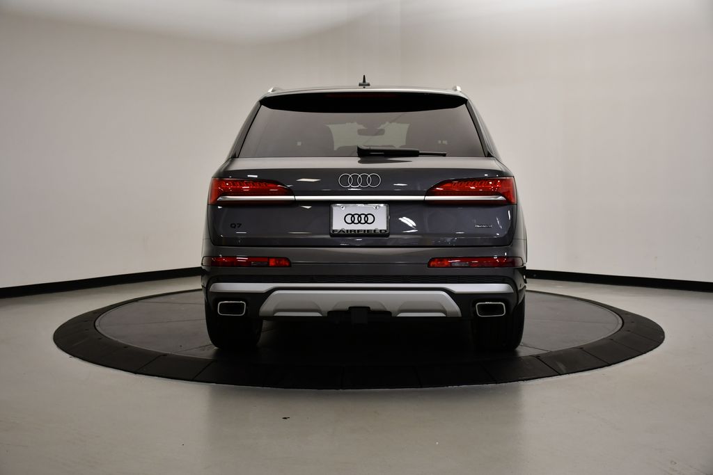 2025 Audi Q7 55 Premium Plus photo 4