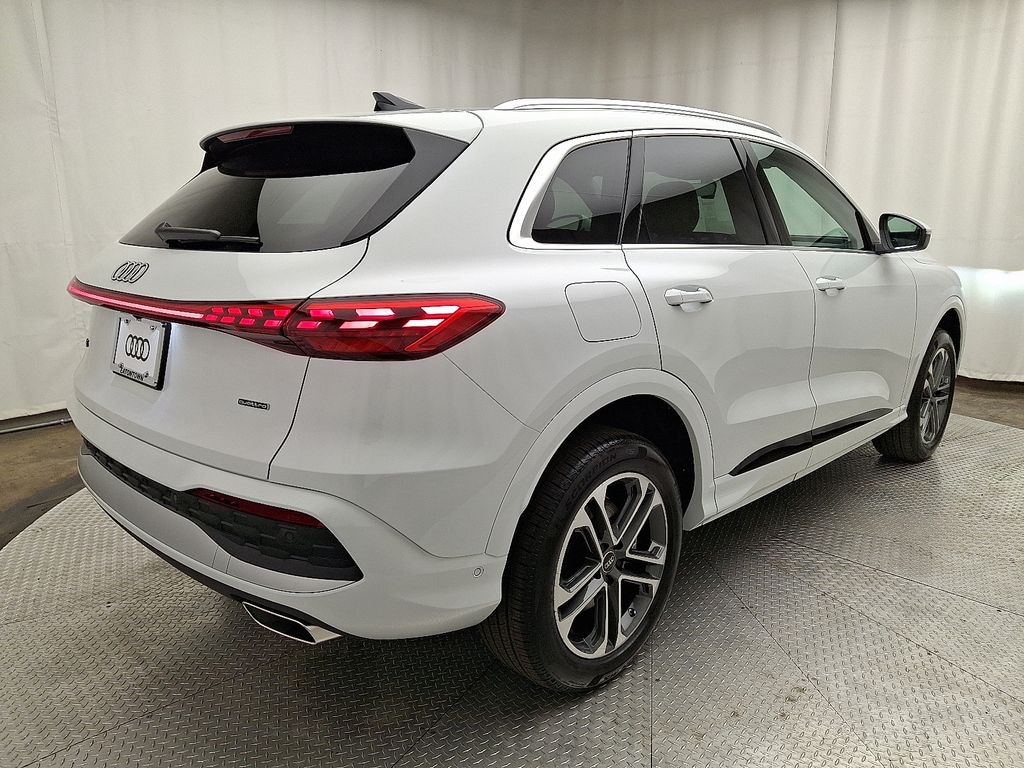 New 2026 Audi Q5 Premium SUV
