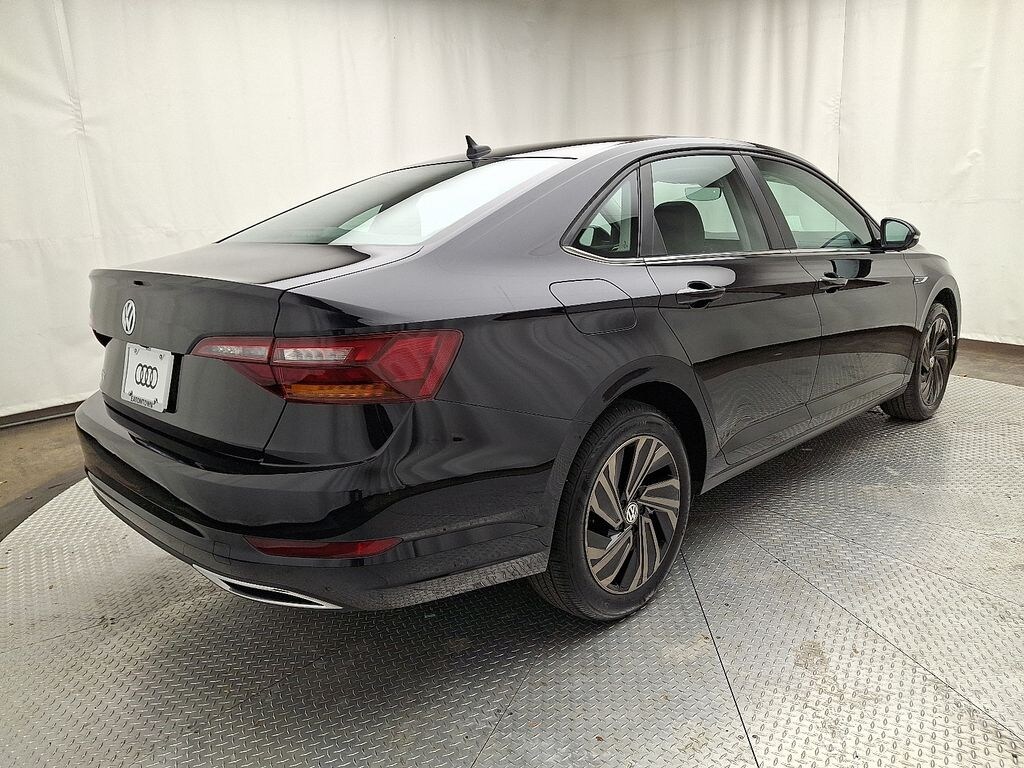Used 2019 Volkswagen Jetta 1.4T SEL Premium Sedan