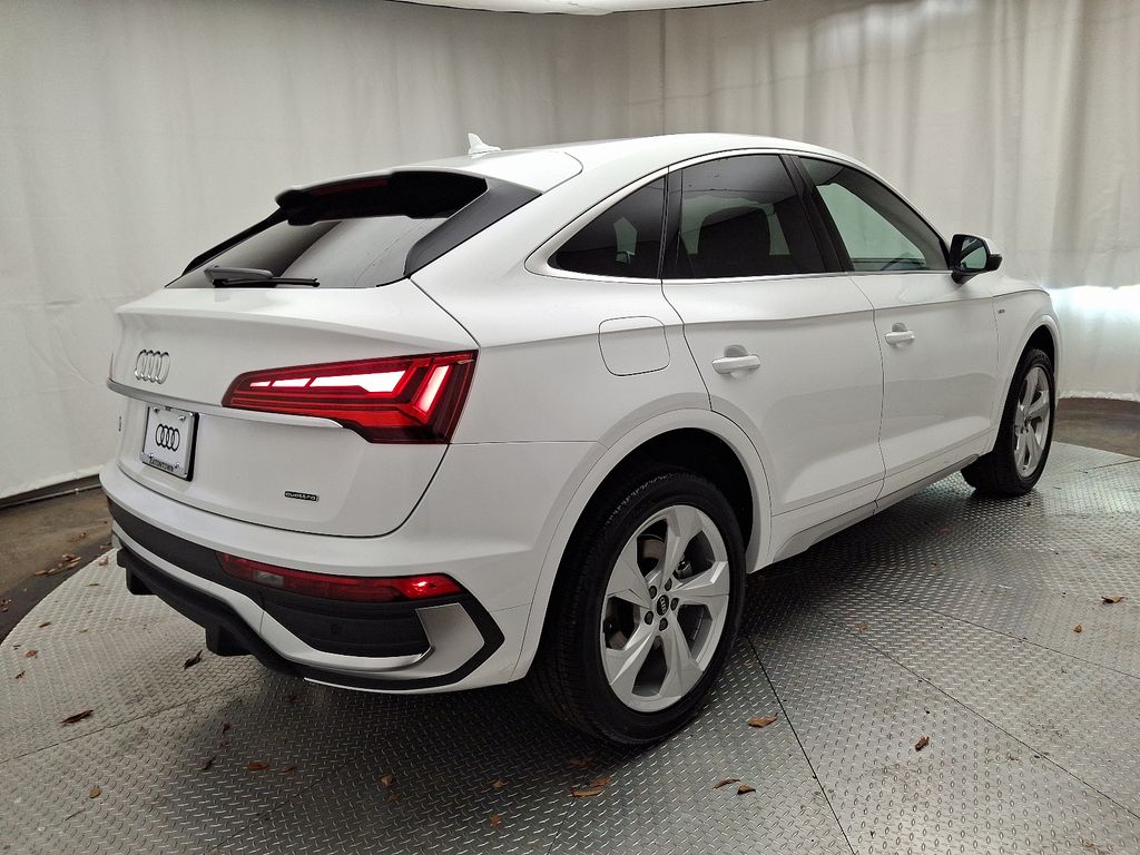 2025 Audi Q5 Sportback 45 S line Premium Plus photo 3