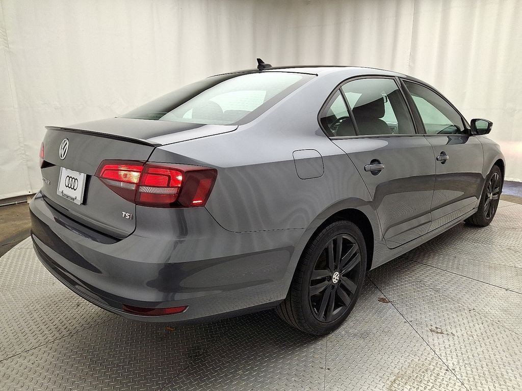 Used 2018 Volkswagen Jetta 1.8T SE Sport Sedan