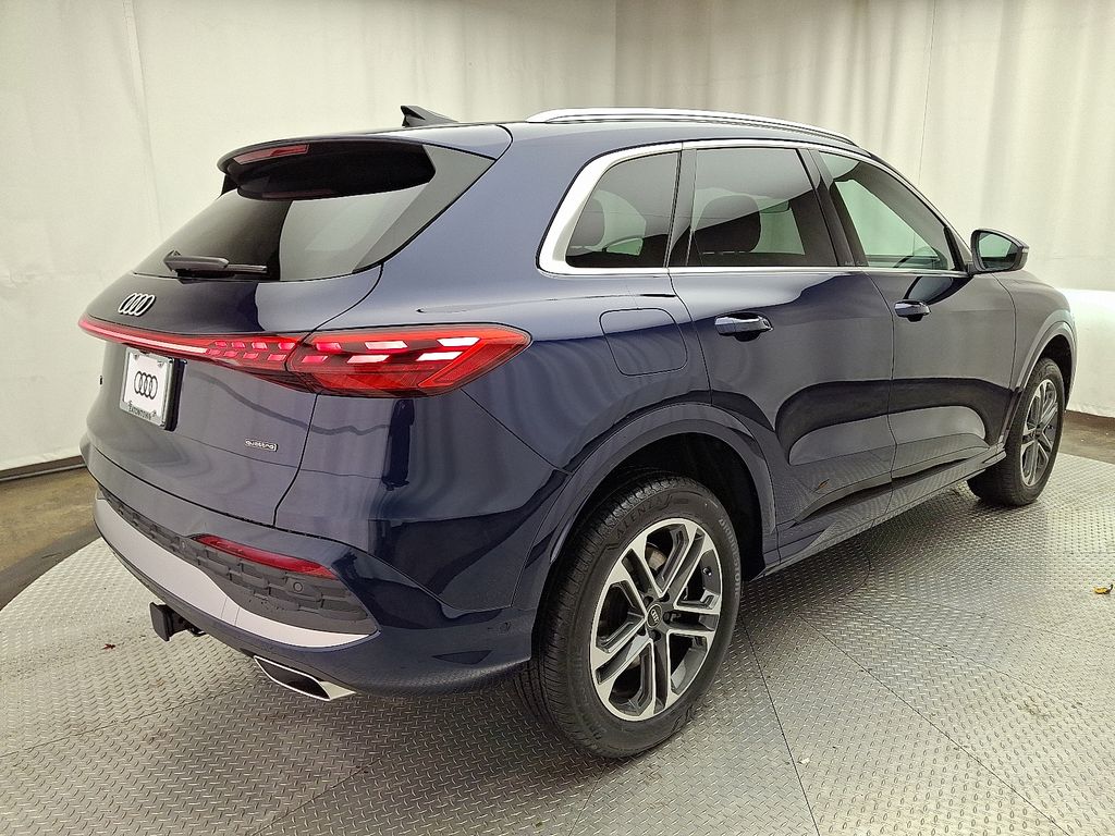 2025 Audi Q5 2.0T Premium photo 2