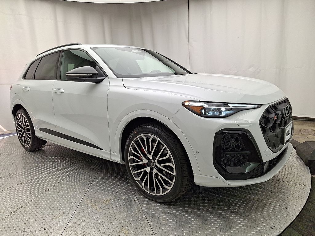 2025 Audi SQ5 Premium Plus photo 2