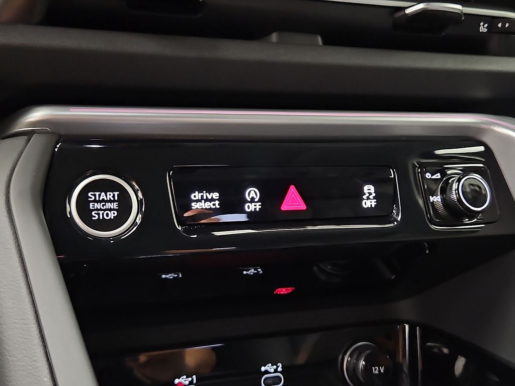2025 Audi Q5 Premium Plus - Photo 17