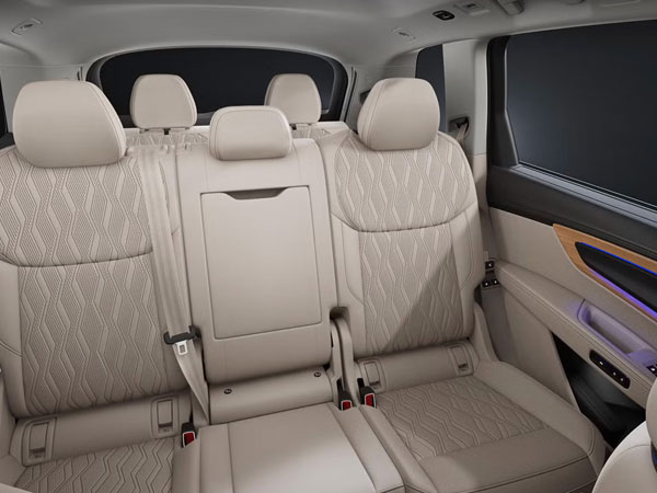 2027 Audi Q7 Second-Row and Third-Row Seating