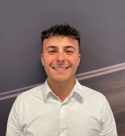 Staff member Christopher Carbone from ID_fd784cefef76