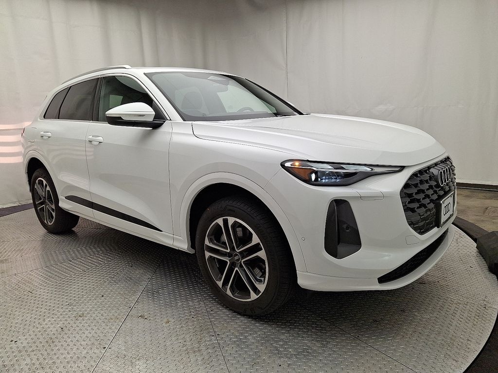 New 2025 Audi Q5 Premium SUV