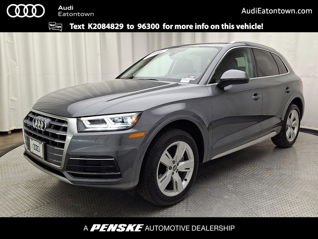 2019 Audi Q5 2.0T quattro S tronic Premium Plus's photo