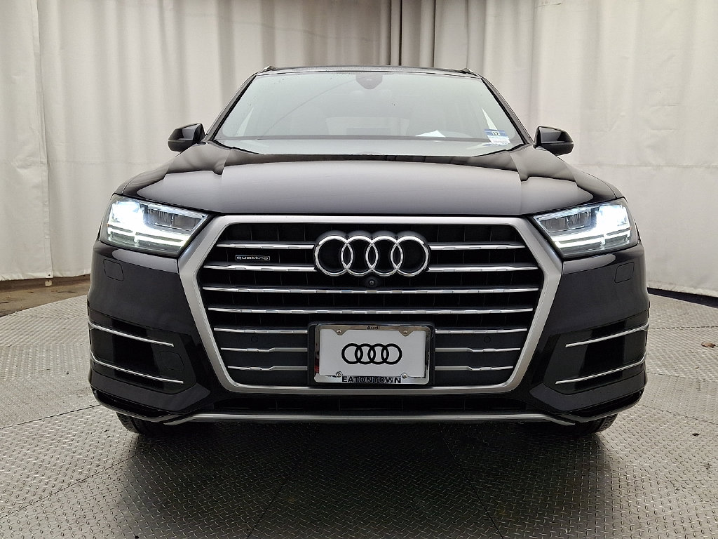 Used 2017 Audi Q7 Premium Plus with VIN WA1LAAF74HD031996 for sale in Eatontown, NJ