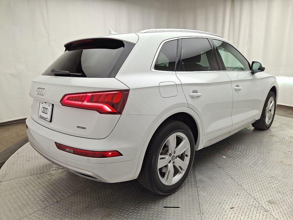 2019 Audi Q5 2.0T Premium Plus photo 4