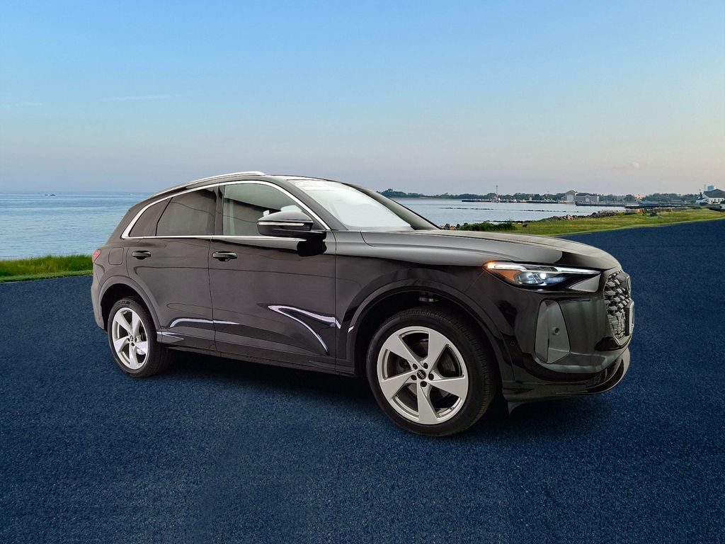 2025 Audi Q5 Premium Plus - Photo 3