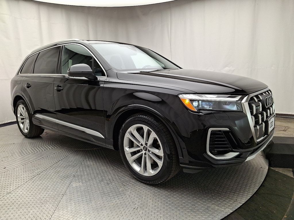 New 2026 Audi Q7 55 Premium SUV