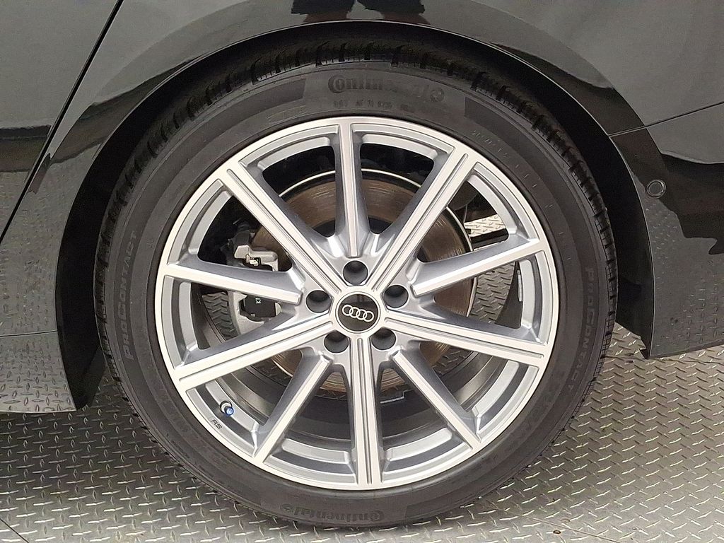 2025 Audi A6 Premium Plus - Photo 5
