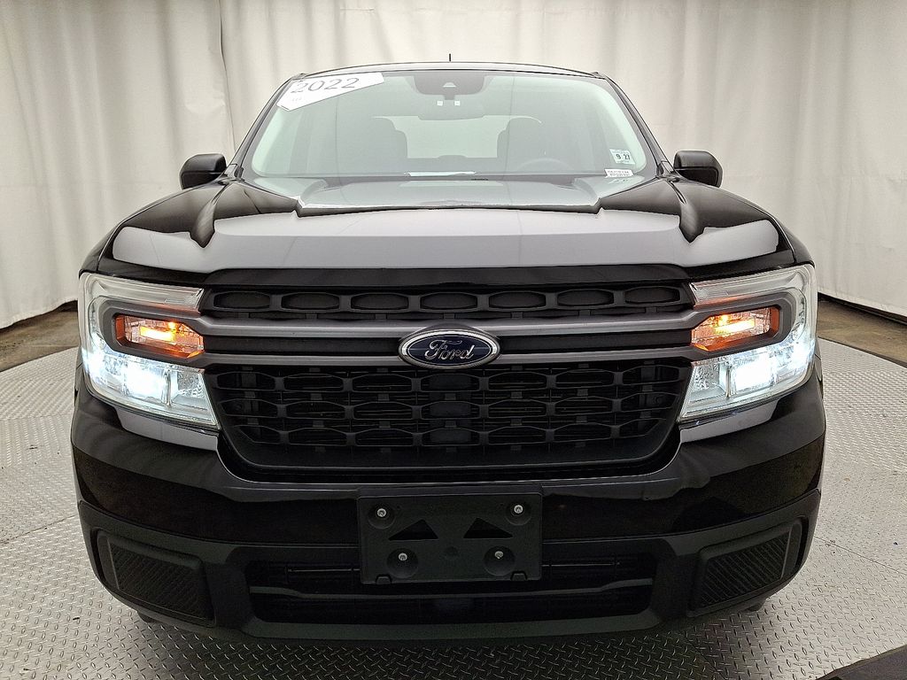 2022 Ford Maverick XLT photo 2
