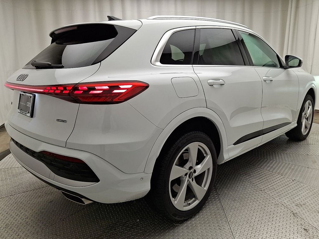 Certified 2025 Audi Q5 2.0T Premium SUV