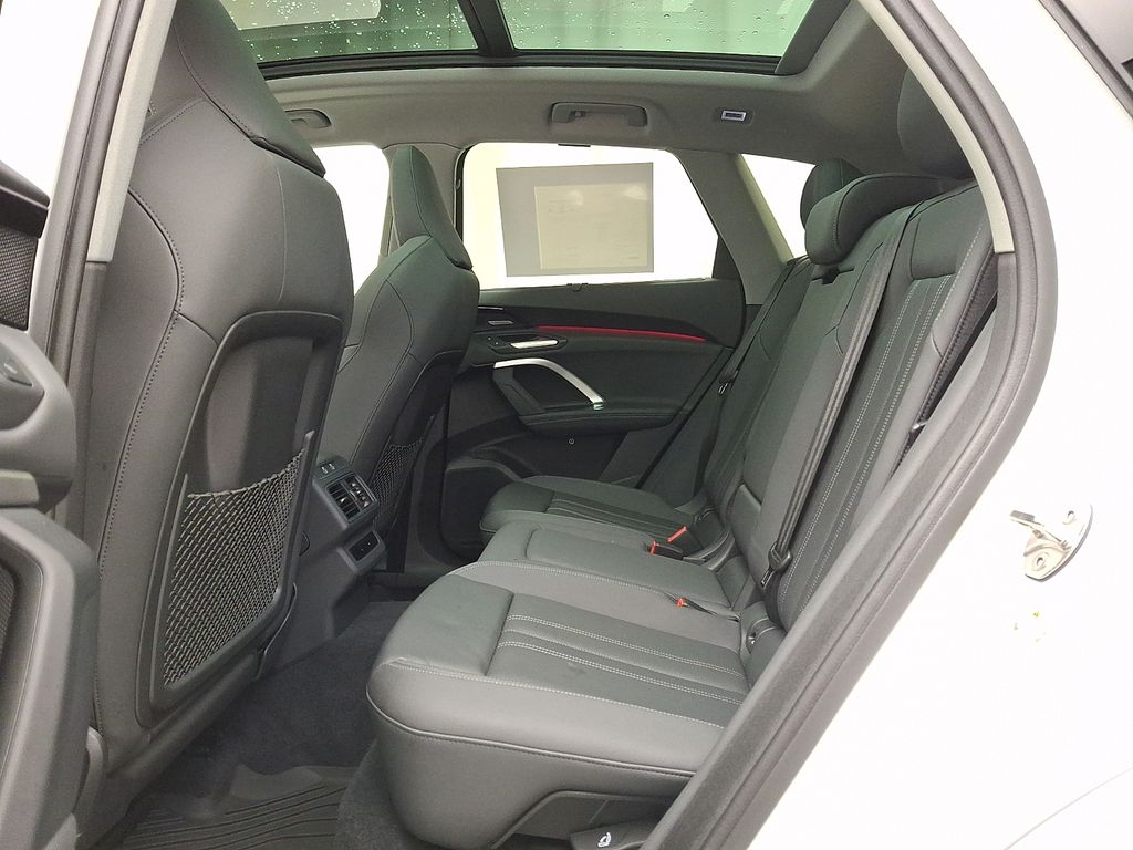 2025 Audi Q5 Premium Plus - Photo 10